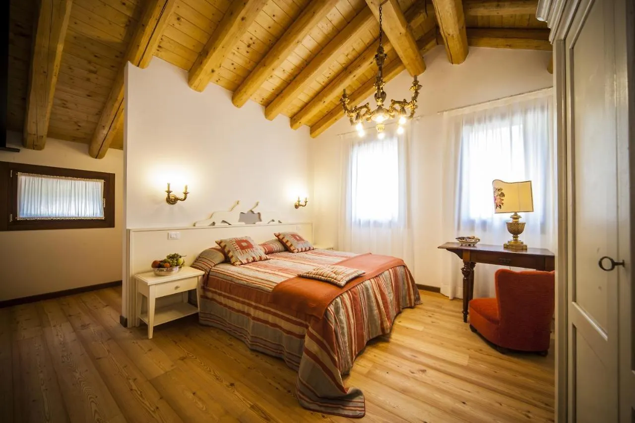 Farm stay Agriturismo Le Volpi Baone Italy